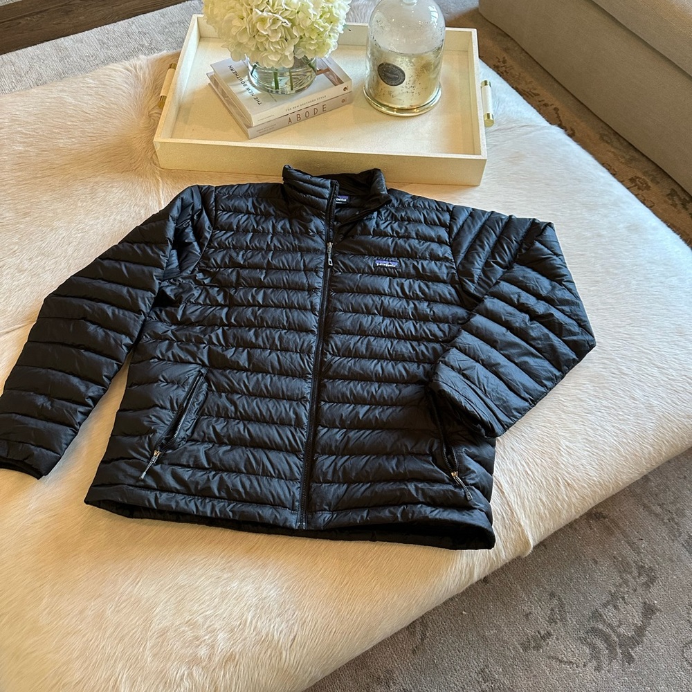 Men’s Patagonia nano puff down jacket xxl.